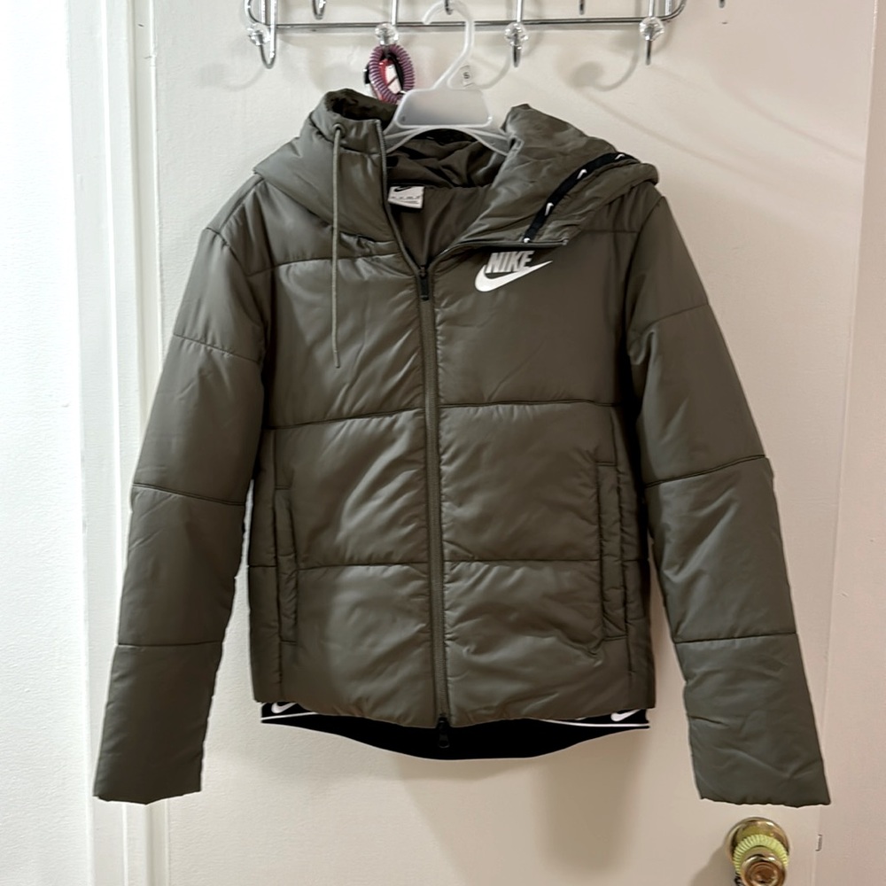 Nike Military Green Cropped Puffer
